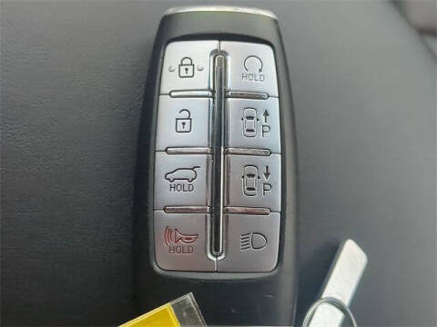 2023 Genesis GV70 2.5T Standard