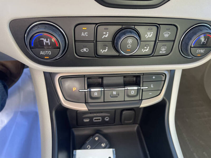 2023 GMC Terrain Denali