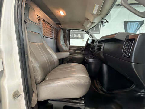 2018 GMC Savana 2500