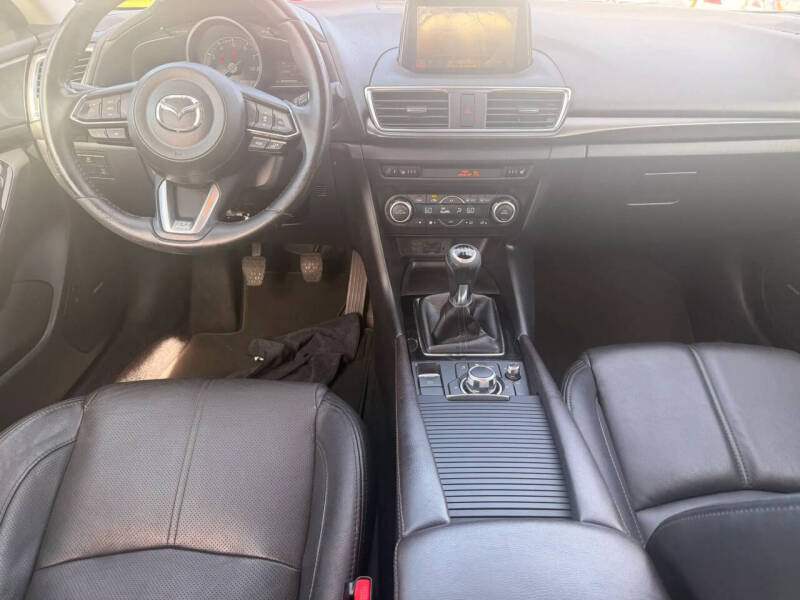 2018 Mazda MAZDA3 Grand Touring