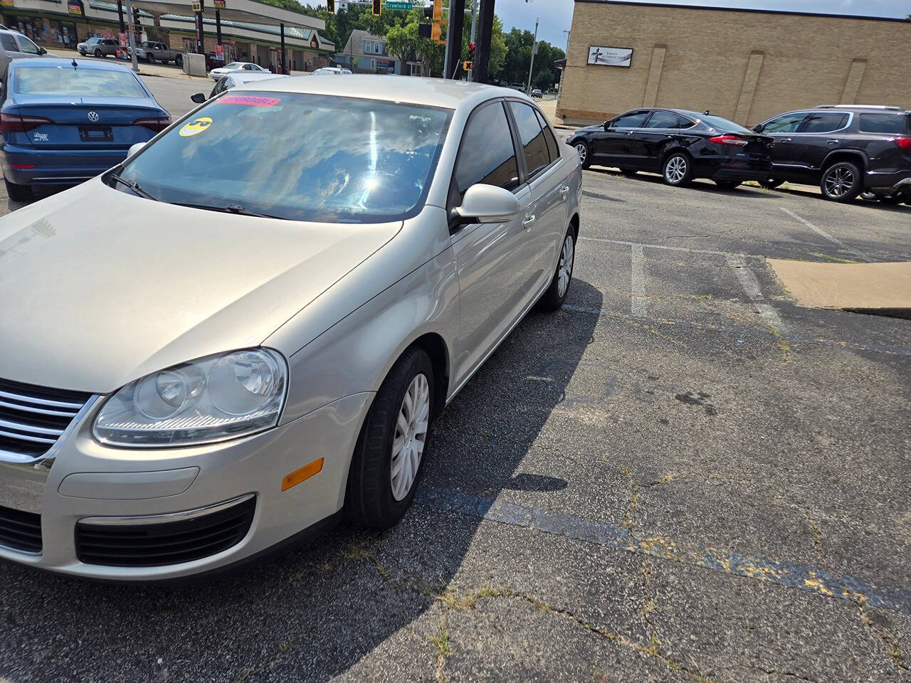 2010 Volkswagen Jetta for sale at QUALITY USED CARS LLC in Salina, KS