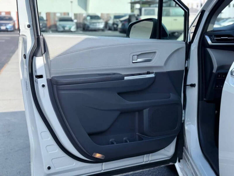 2021 Toyota Sienna
