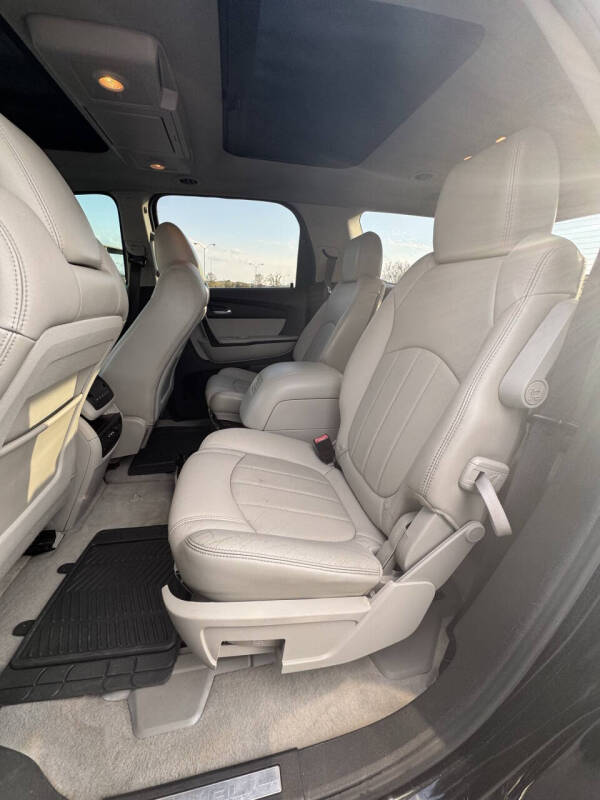 2011 GMC Acadia Denali