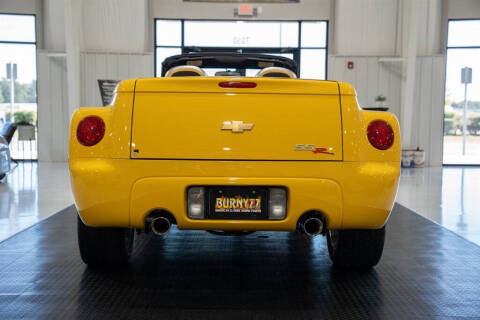 2004 Chevrolet SSR LS