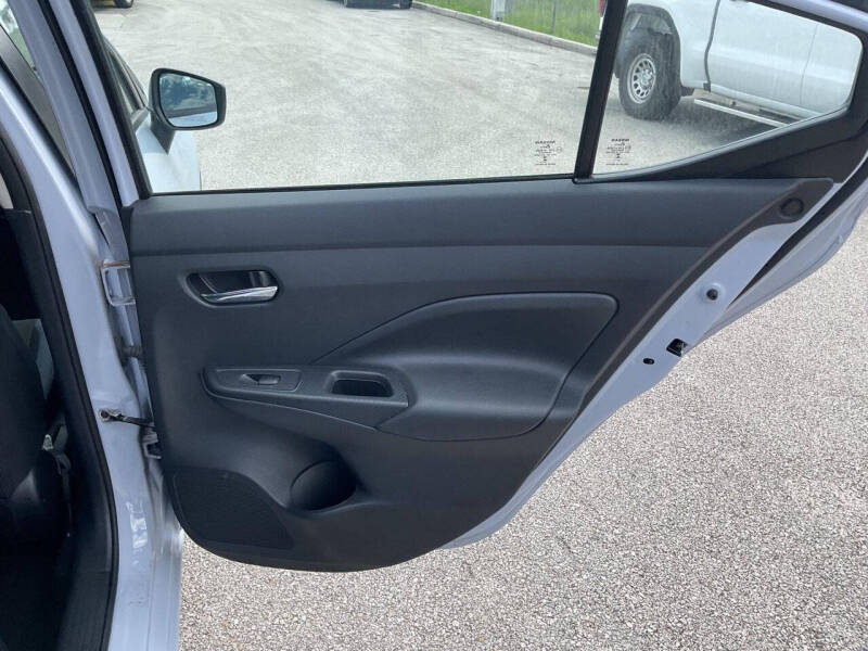 2025 Nissan Versa SV