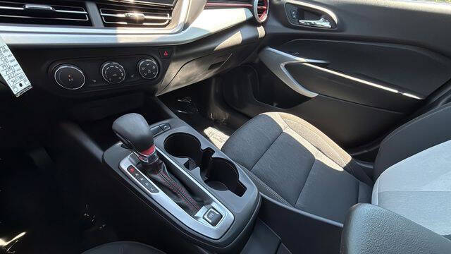 2024 Chevrolet Trax RS