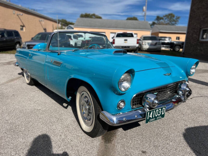 1956 Ford Thunderbird