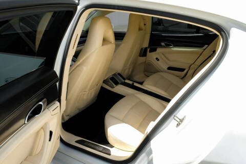 2013 Porsche Panamera