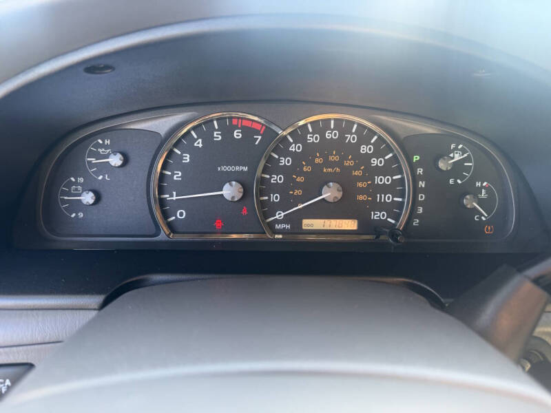 2005 Toyota Sequoia Limited