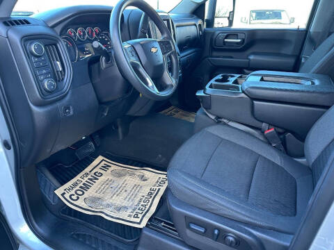 2022 Chevrolet Silverado 2500HD Custom