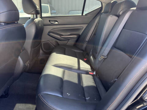 2022 Nissan Altima 2.5 SR