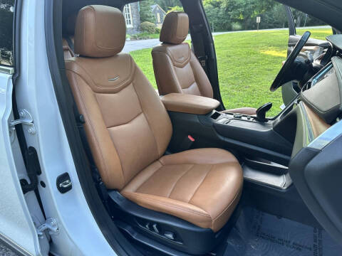 2020 Cadillac XT5 Premium Luxury