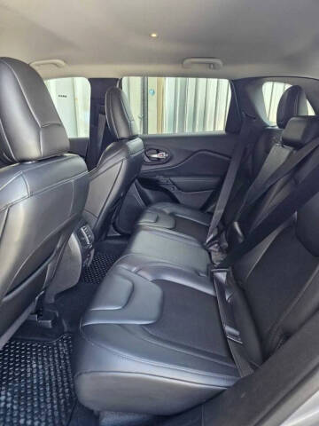 2020 Jeep Cherokee Altitude