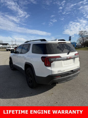 2023 GMC Acadia AT4