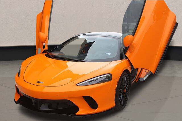 2023 McLaren GT