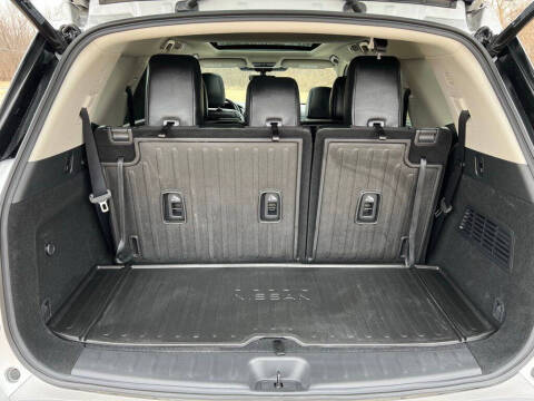 2025 Nissan Pathfinder Platinum