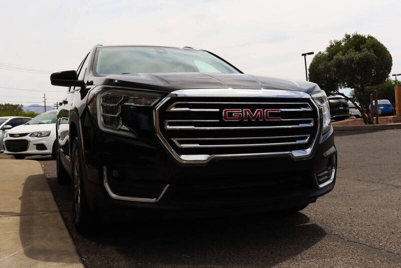 2023 GMC Terrain SLT