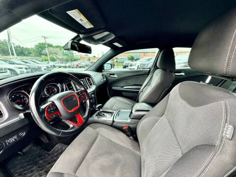 2015 Dodge Charger SE