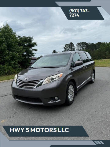 2013 Toyota Sienna XLE 8-Passenger