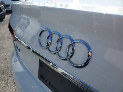 2022 Audi A4 quattro Premium 40 TFSI