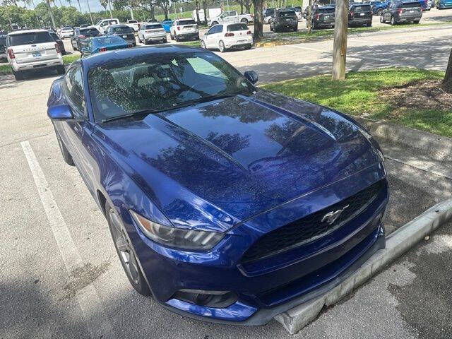 2016 Ford Mustang V6