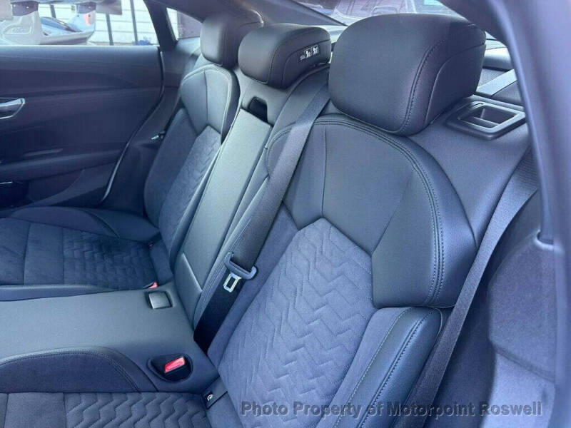 2023 Audi e-tron GT quattro Premium Plus