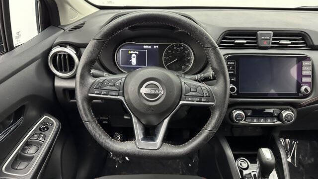 2025 Nissan Versa SR