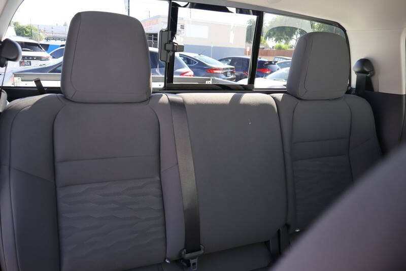 2025 Nissan Frontier S