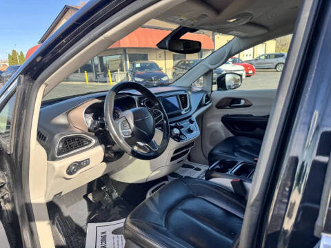 2019 Chrysler Pacifica Touring L