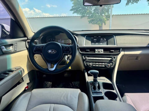 2017 Kia Optima LX