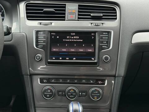 2016 Volkswagen e-Golf SE