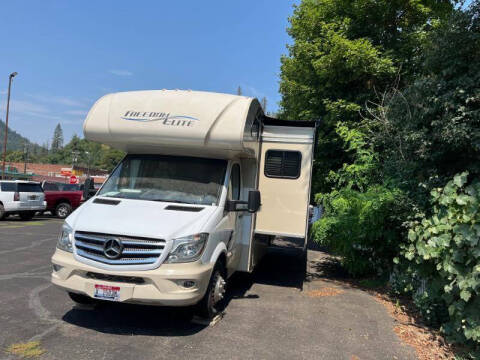 2018 Thor Motor Coach Freedom Elite