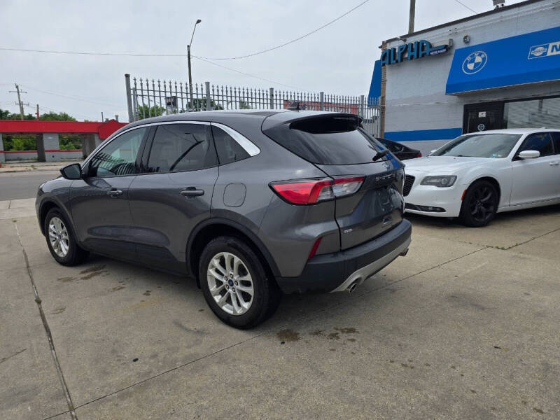 2022 Ford Escape SE