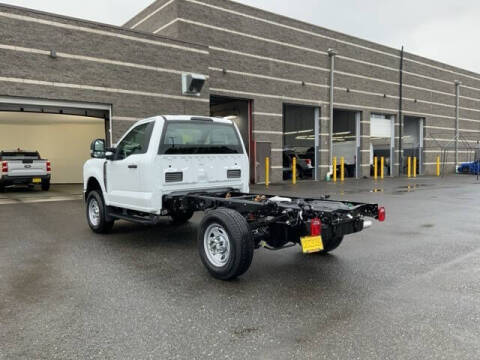 2025 Ford F-350 Super Duty XL