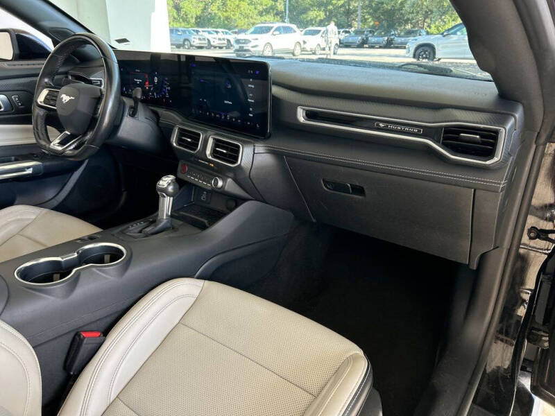 2024 Ford Mustang EcoBoost Premium