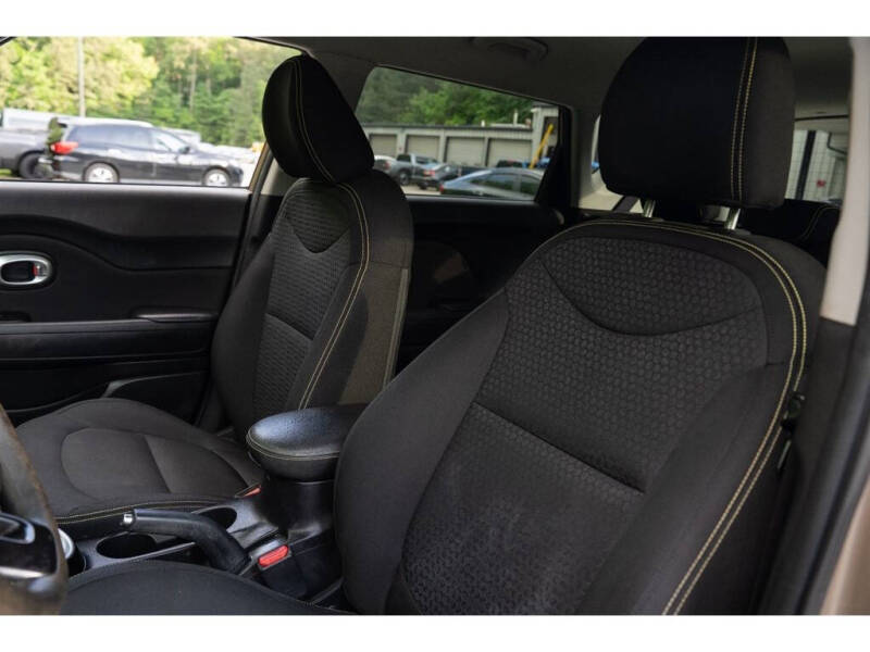 2015 Kia Soul +