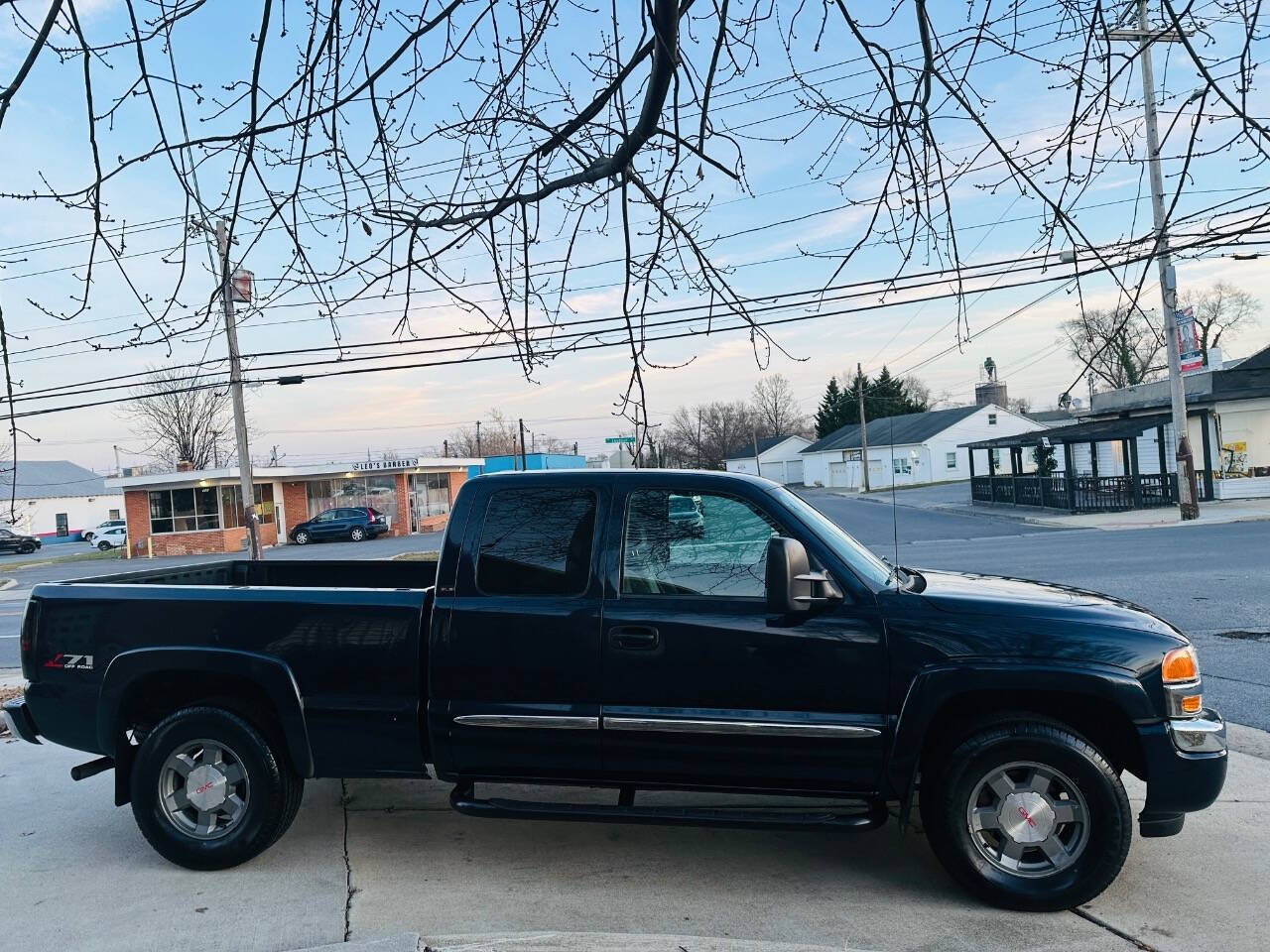 2006 GMC Sierra 1500 for sale at American Dream Motors in Winchester, VA