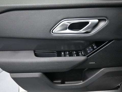 2024 Land Rover Range Rover Velar P250 Dynamic SE