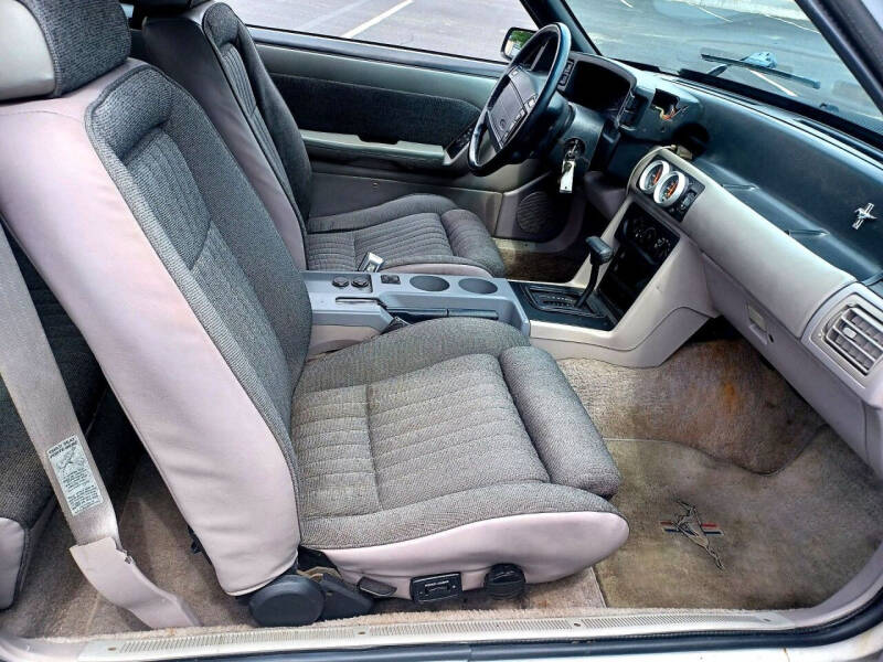 1990 Ford Mustang LX