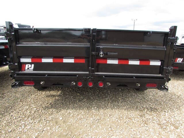2027 PJ 14FT DUMP
