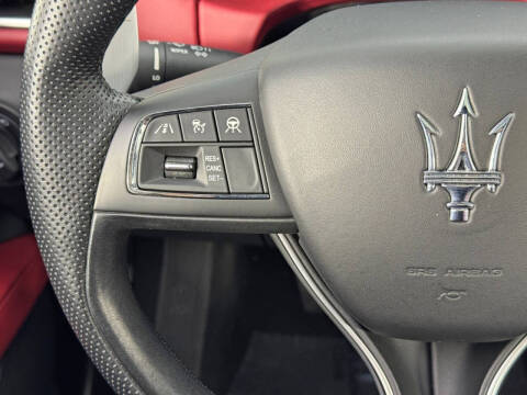 2023 Maserati Ghibli Modena Q4