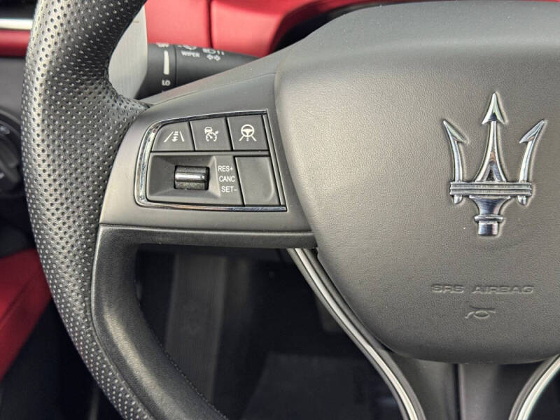 2023 Maserati Ghibli Modena Q4