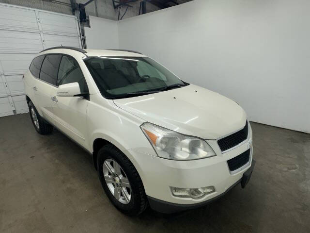 2012 Chevrolet Traverse 1LT's photo