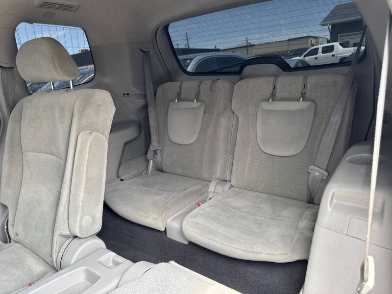 2012 Toyota Highlander SE