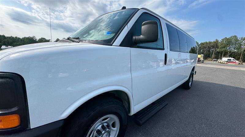 2017 Chevrolet Express LS 3500