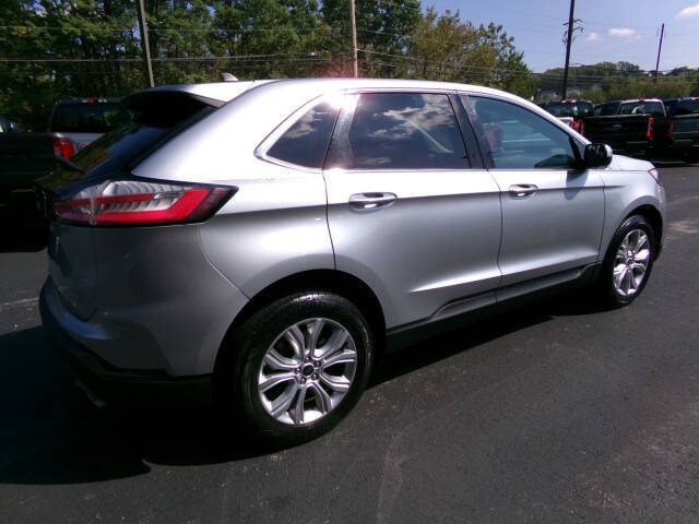 2023 Ford Edge Titanium
