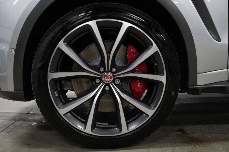 2019 Jaguar F-PACE SVR