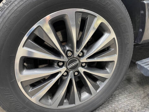 2016 Lincoln Navigator Select