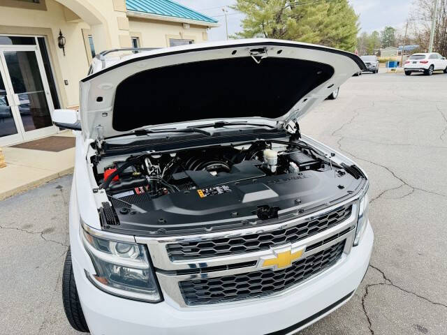 2019 Chevrolet Suburban LT