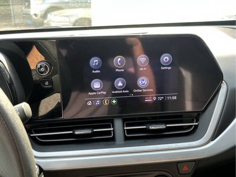 2025 Chevrolet Trax LS